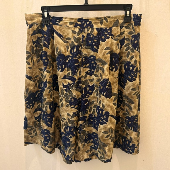 Vintage 100% Silk High Waist Shorts - Picture 1 of 8